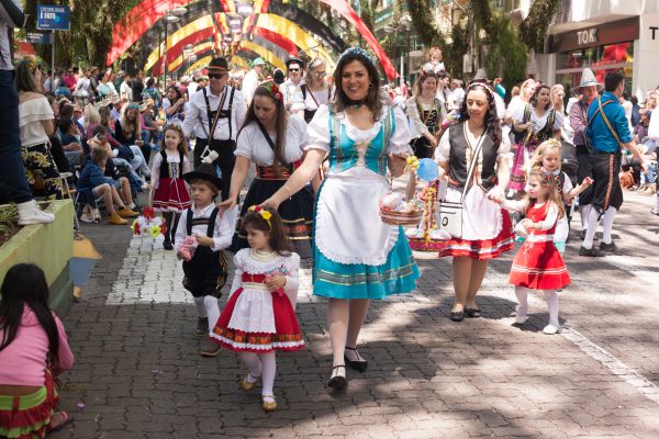 Crianças marcaram presença junto às suas famílias