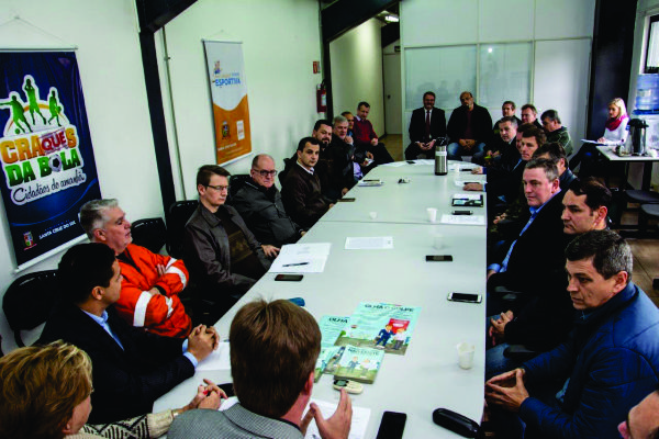 Reunião mensal do gabinete aconteceu na manhã desta terça-feira, 4.