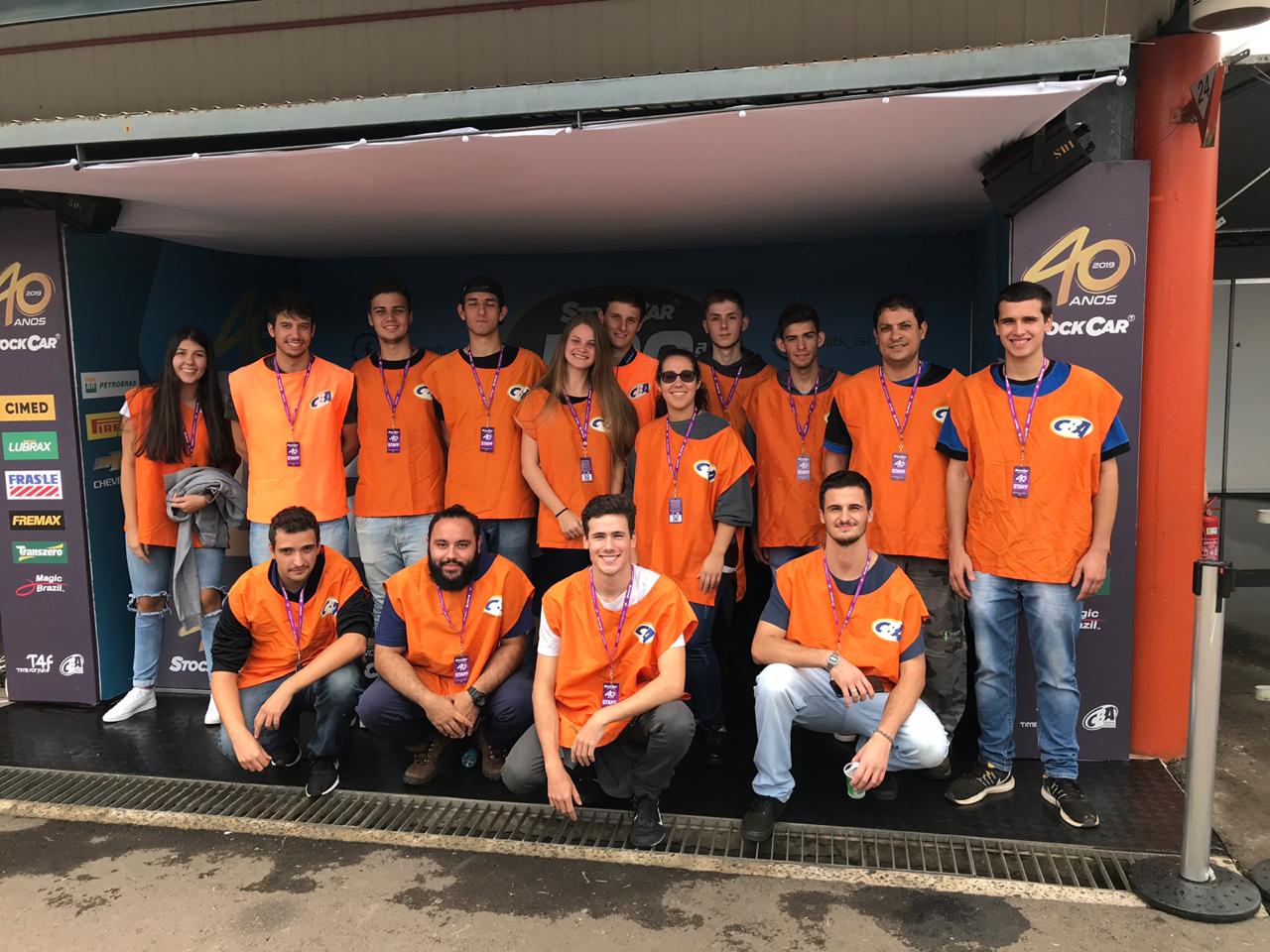 A equipe coordenada pelo professor de Engenharia da Unisc, Fernando Sansone de Carvalho, participa há mais de cinco anos das competições  