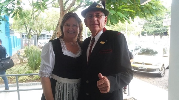 Vice-presidente, Sonia Schuh e Ênio Wermuth, o novo presidente da Festa da Alegria