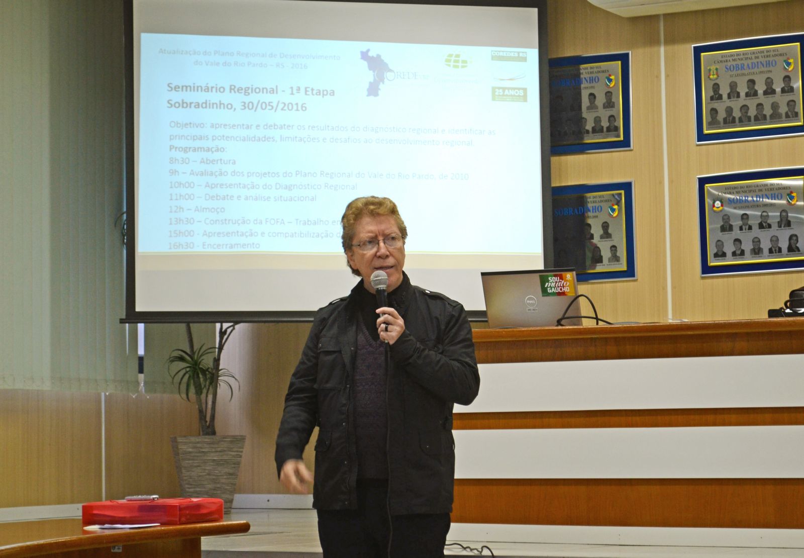 Professor Rogério Leandro Lima da Silveira 