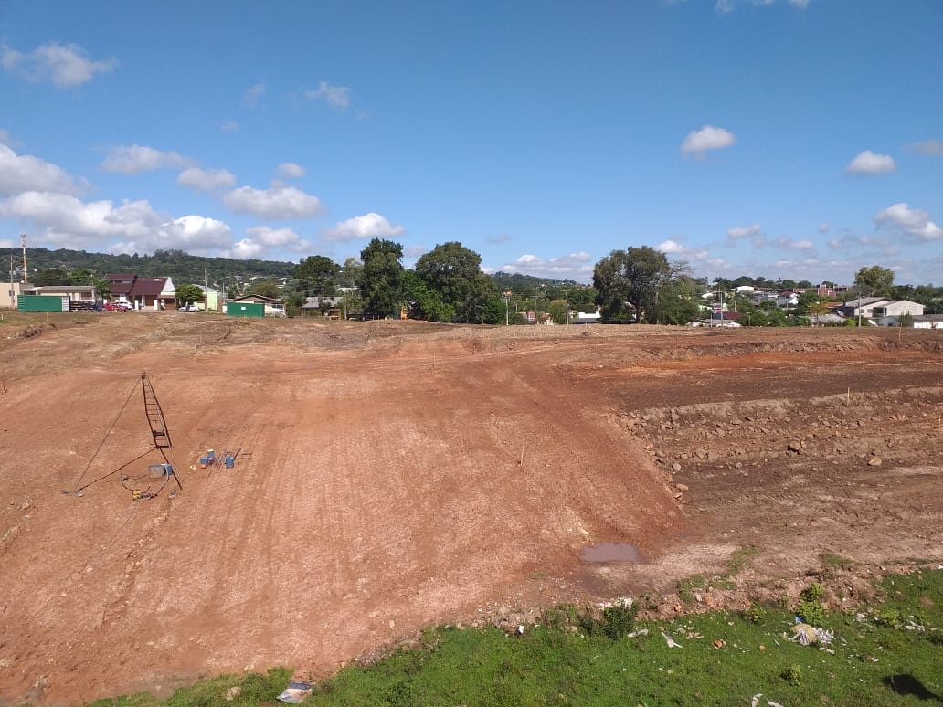 Terreno onde será construída a filial da Havan passou por serviços de terraplanagem