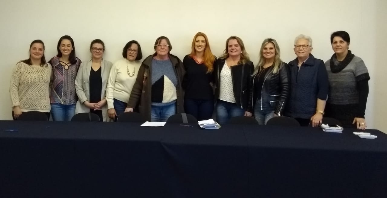 Iara Bonfante (5ª da esq. para a dir.) estará à frente do CMDM como presidente de 2019 a 2021