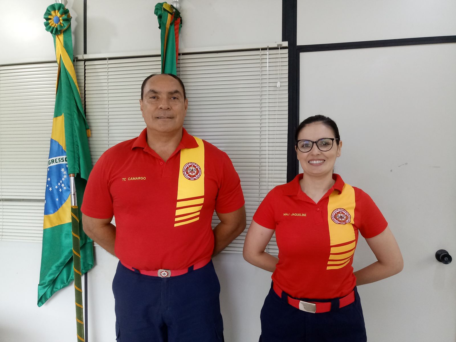 Comandante tenente-coronel Nilton Camargo e major Jaqueline Ferreira