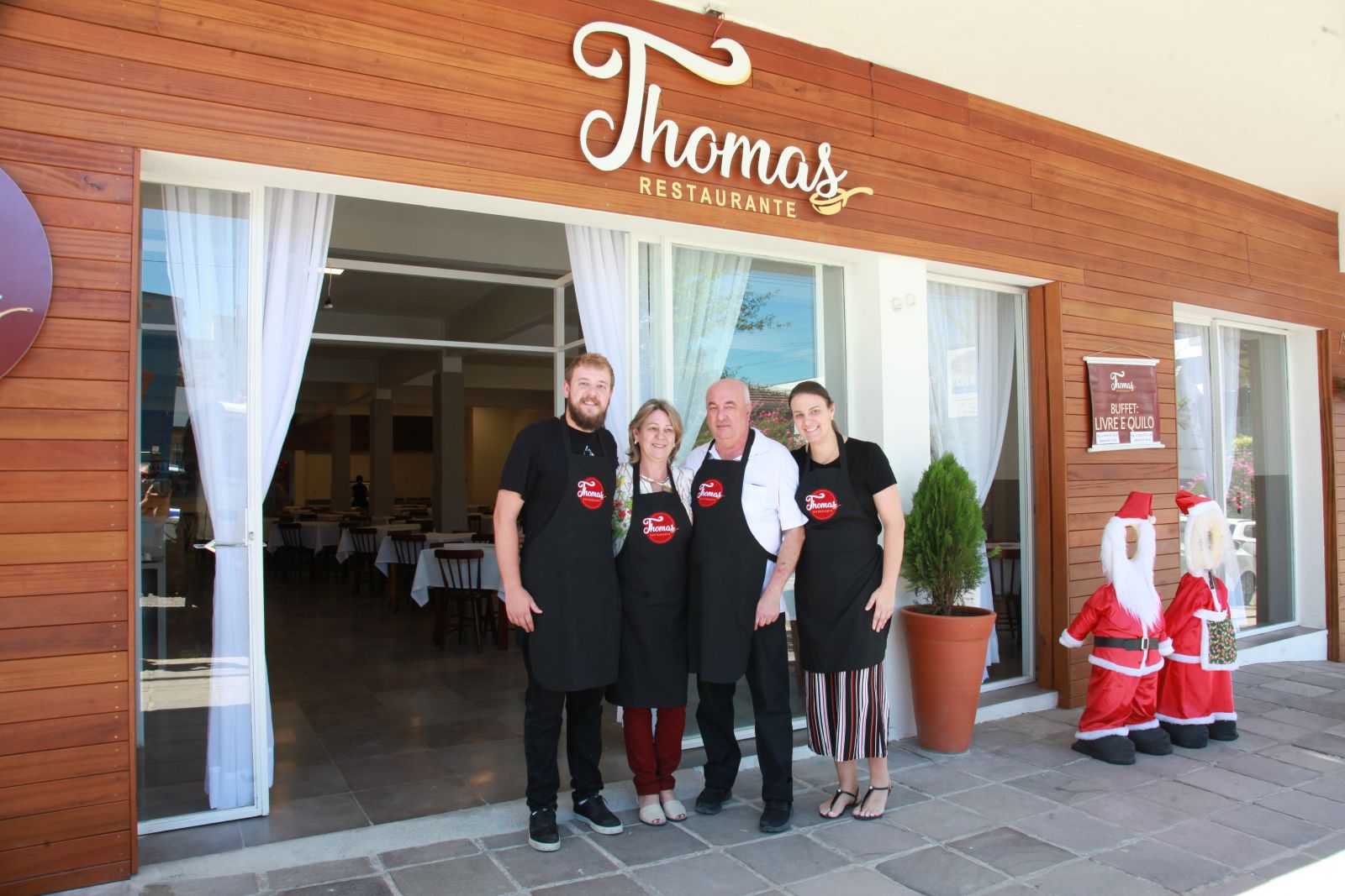 O empreendimento familiar tem como sócios Erni Thomas, a esposa Maristela Thomas, e os filhos Letícia Thomas Eichwald e Leonardo Thomas