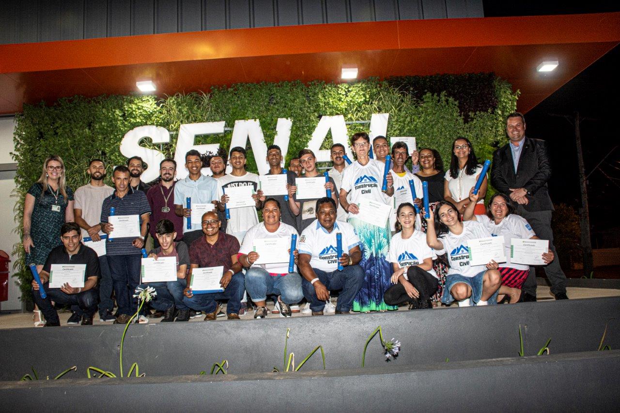 Cerimônia foi realizada no Senai, parceiro da iniciativa