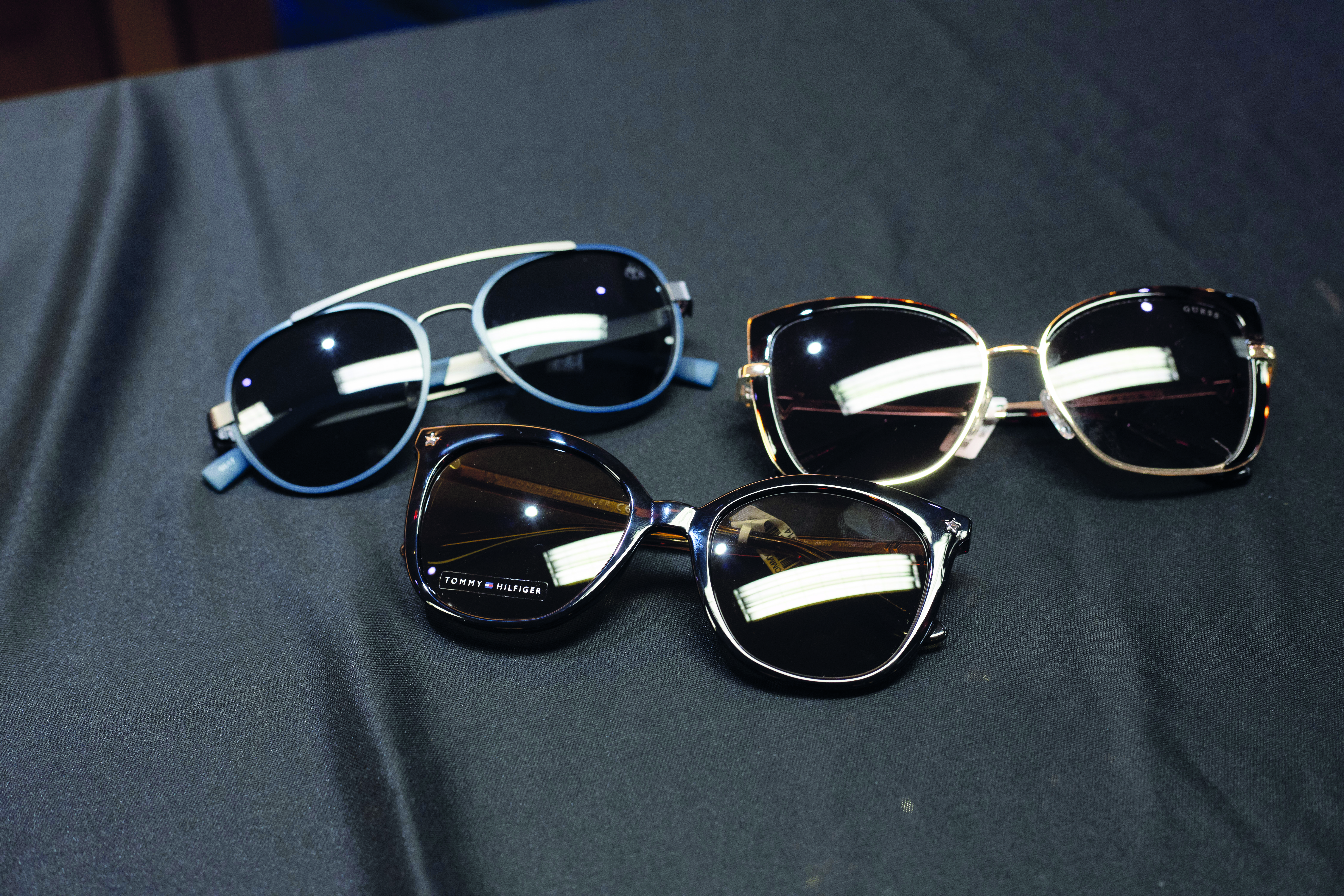 Tendncias e marcas conceituadas em —culos de sol