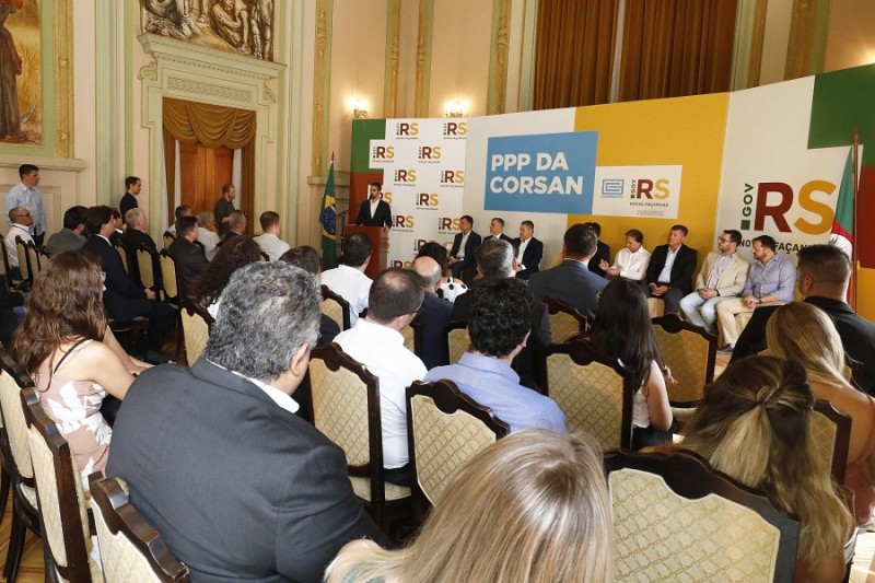 Governador Eduardo Leite destacou que parcerias público-privadas tem o objetivo de trazer eficiência para o setor de saneamento