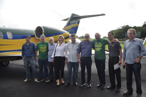 Comitiva da Havan com representantes de Santa Cruz do Sul
