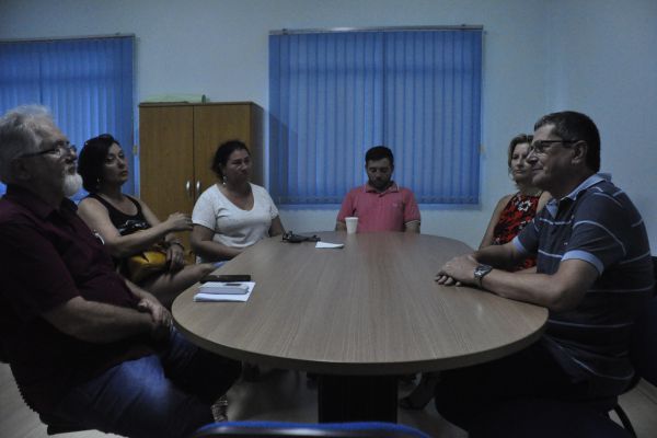Reunião foi entre diretoria do Sindicato dos Comerciários, representante da Havan e representante do Sindilojas