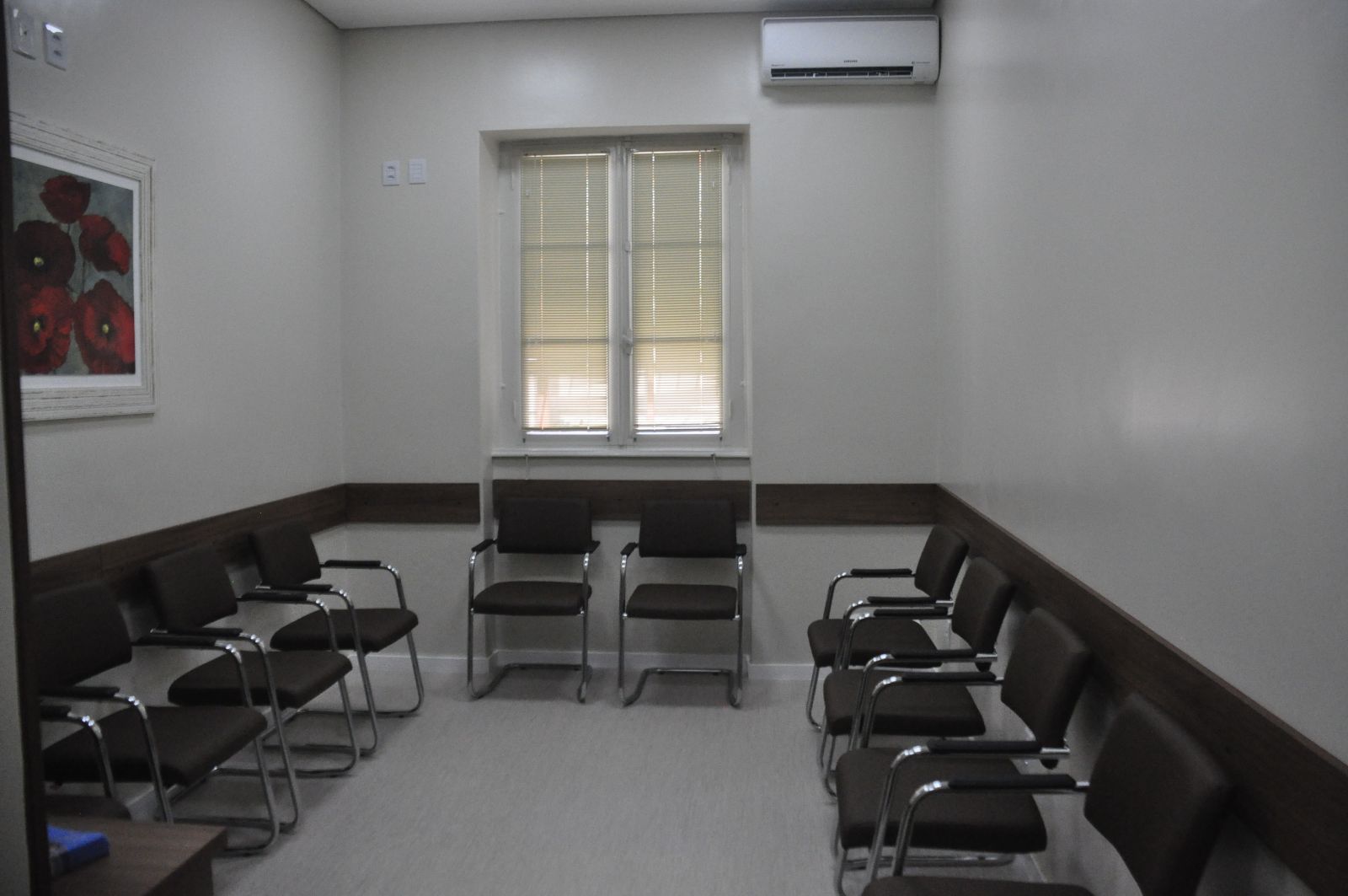 Ampla sala de espera proporcionará ambiente mais confortável aos acompanhantes e familiares