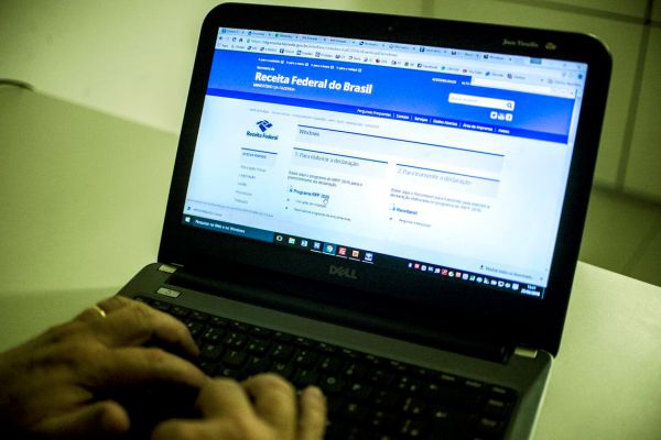 Contribuinte deve acessar a página da Receita Federal na internet