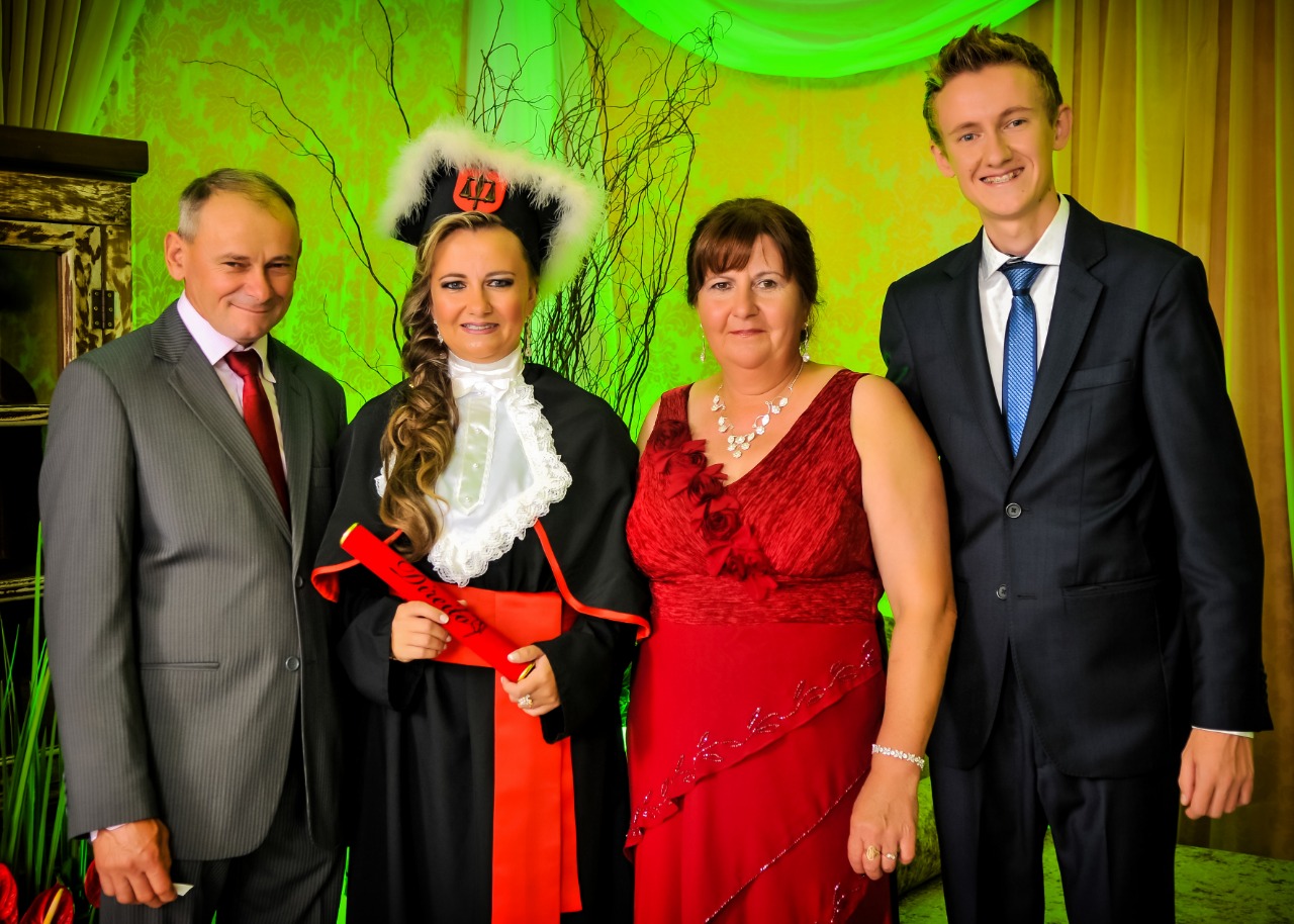 Fam’lia Dutra na formatura da filha Cristiana
