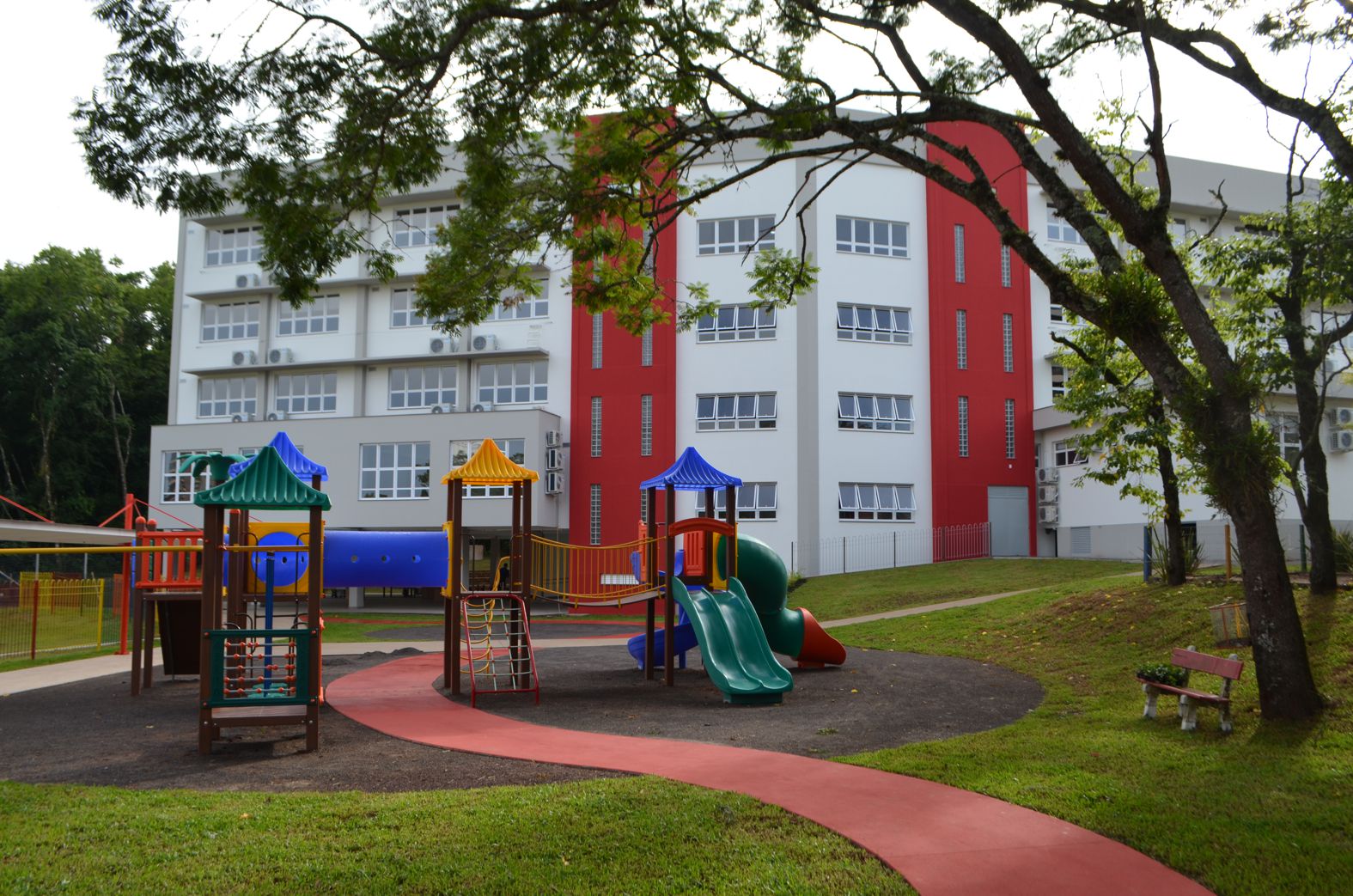 Novo prŽdio foi inaugurado em 2019 para abrigar o Ensino Fundamental