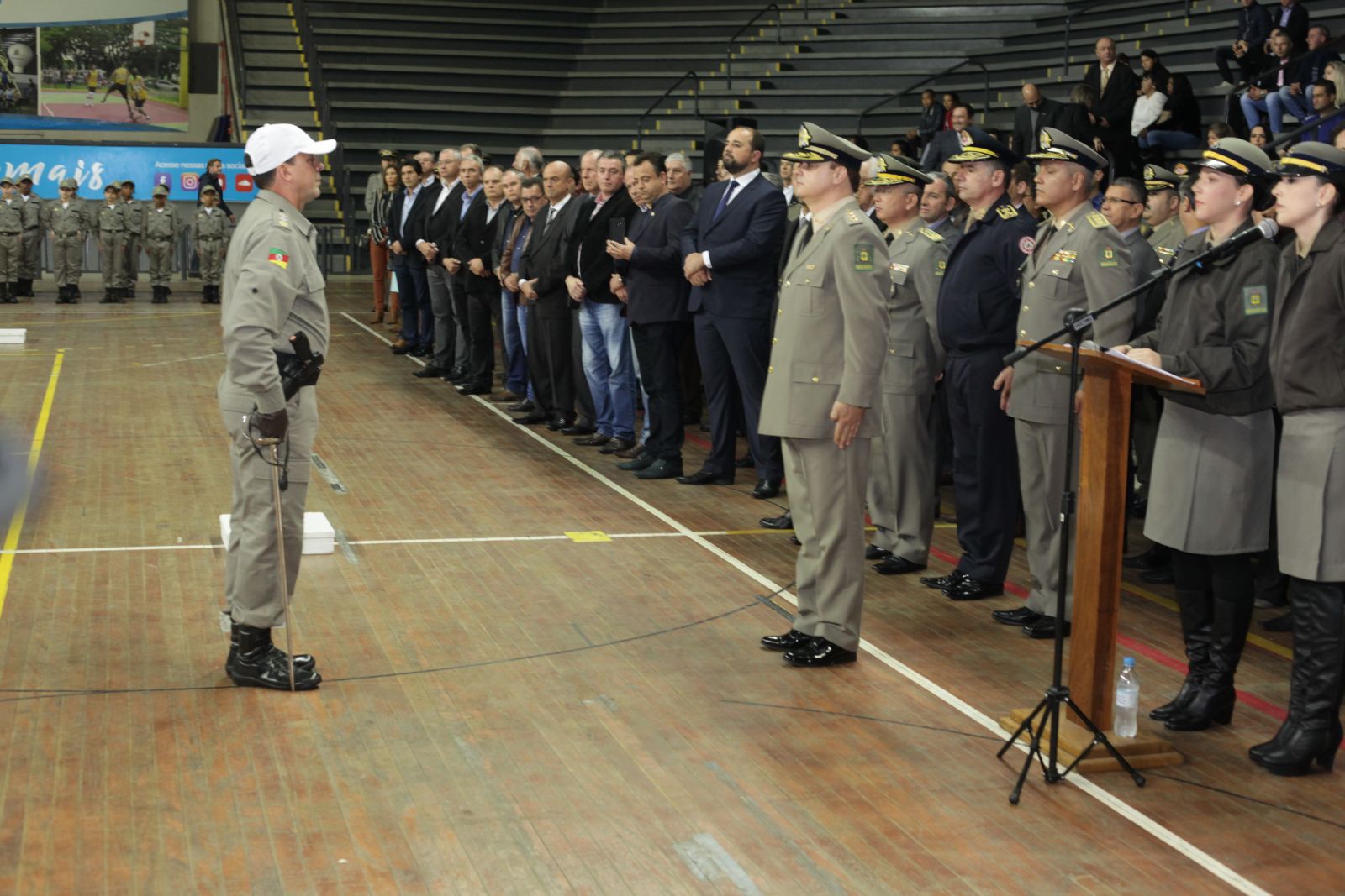 Prefeitos da região foram agraciados durante o evento