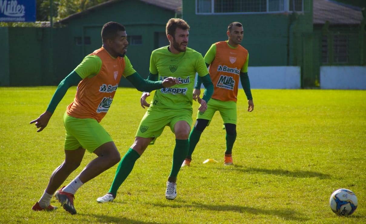 Grupo do Avenida treinou forte nesta semana