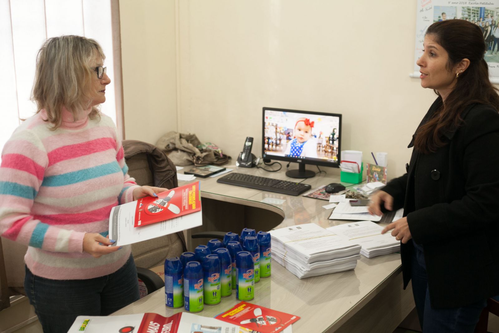 Primeira escola a receber os repelentes foi a Escola Estadual Ensino Fundamental Petituba, no bairro Santo Inácio