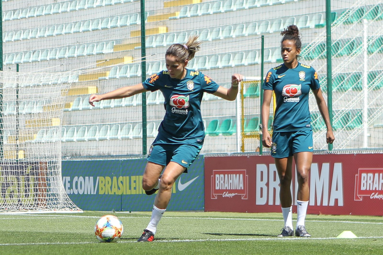 Seleção Brasileira estreia no domingo contra a Jamaica