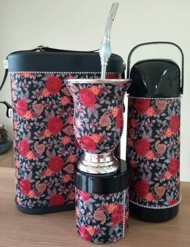 Kit chimarr‹o a partir de R$ 230,00 (pote, cuia, tŽrmica e mateira) 