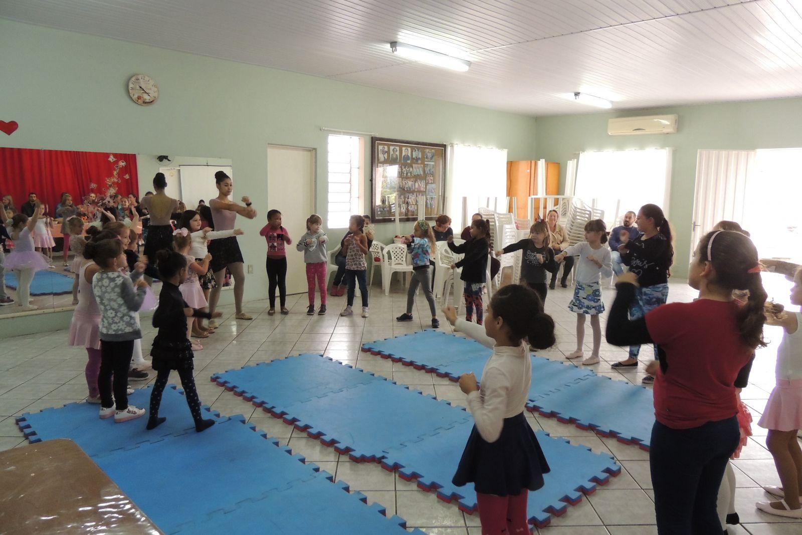 Balé: arte que auxilia no desenvolvimento das crianças