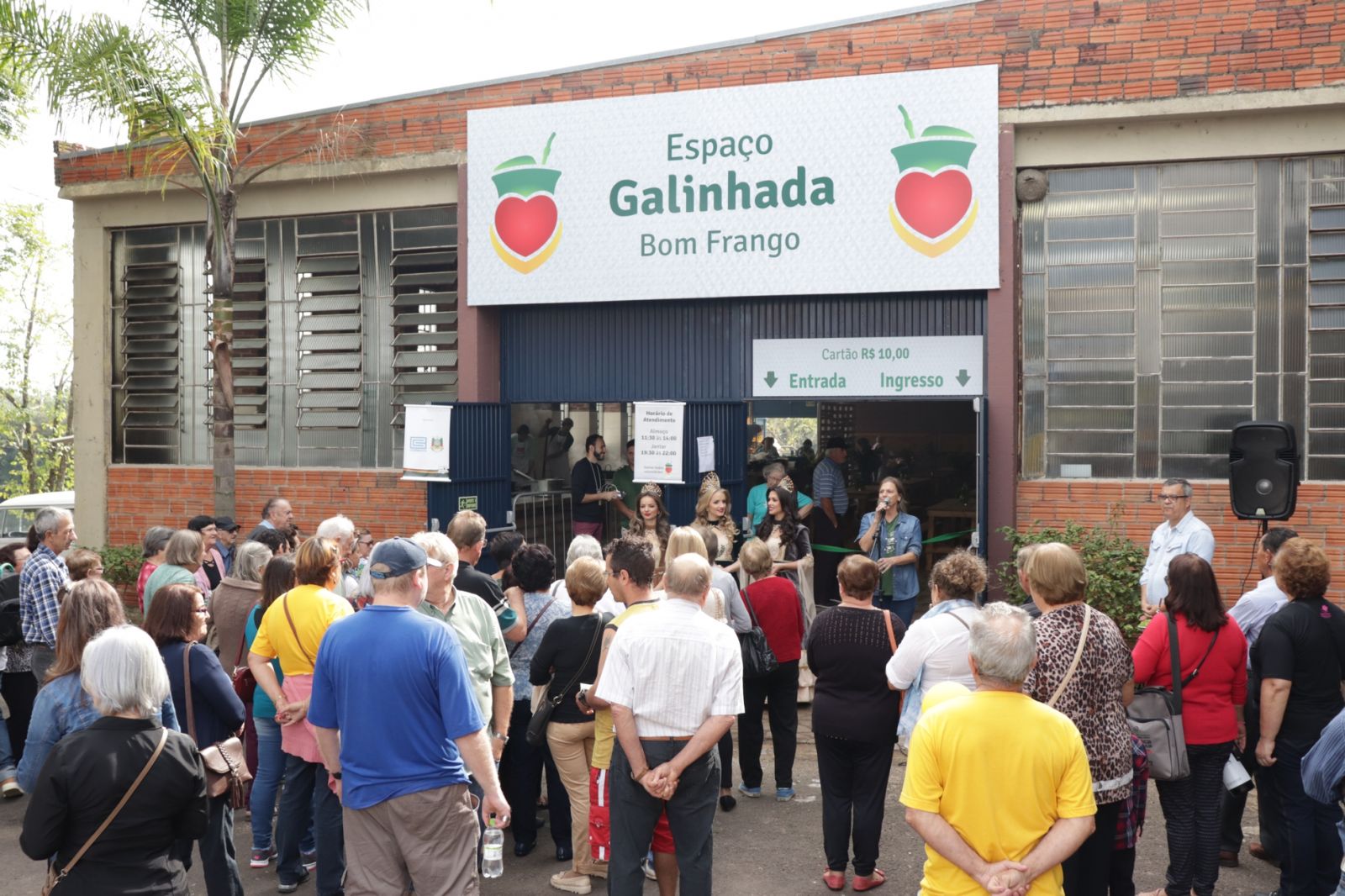 Bom público prestigiou Fenachim nesta quinta