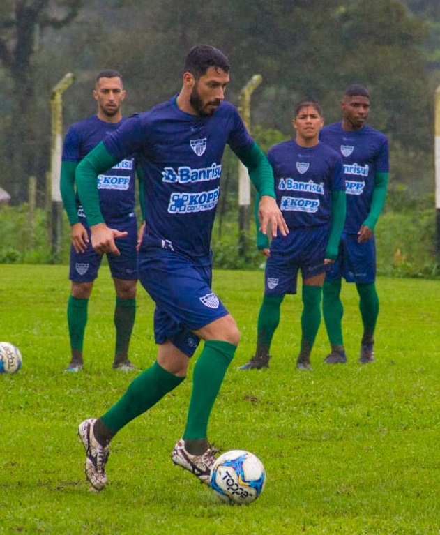 Flávio Torres é sempre esperança de gols