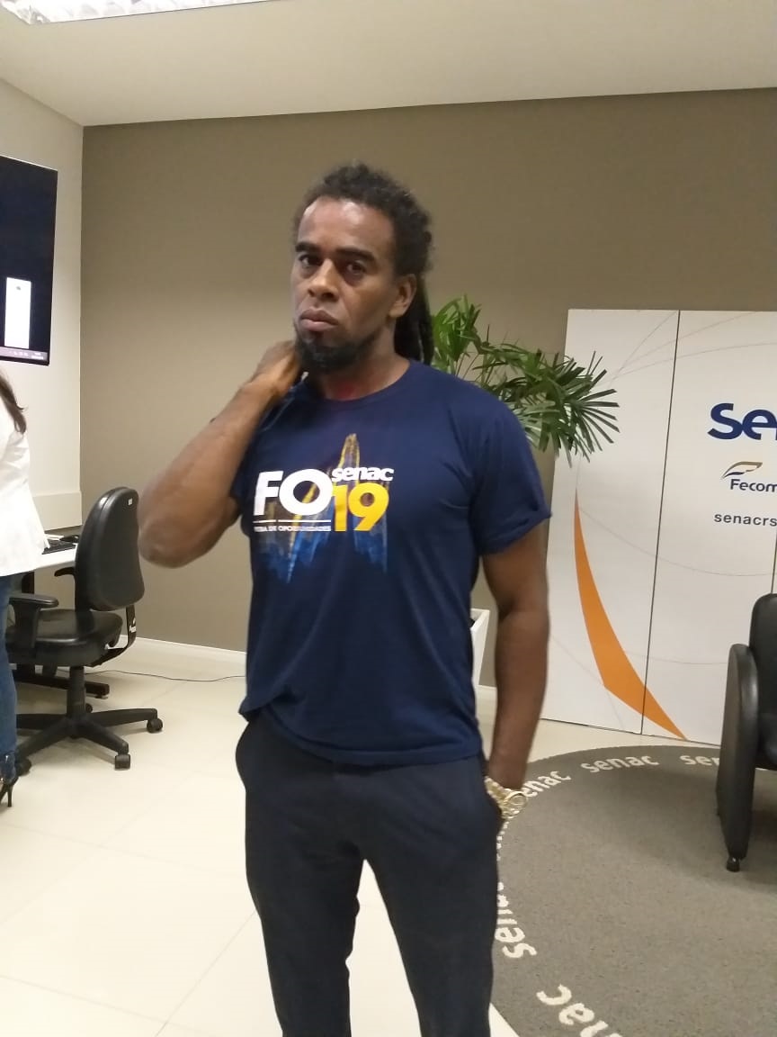 'Para se tornar empreendedor é preciso ter vontade de se superar'