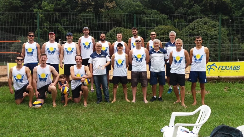 Equipes participaram dos campeonatos esportivos