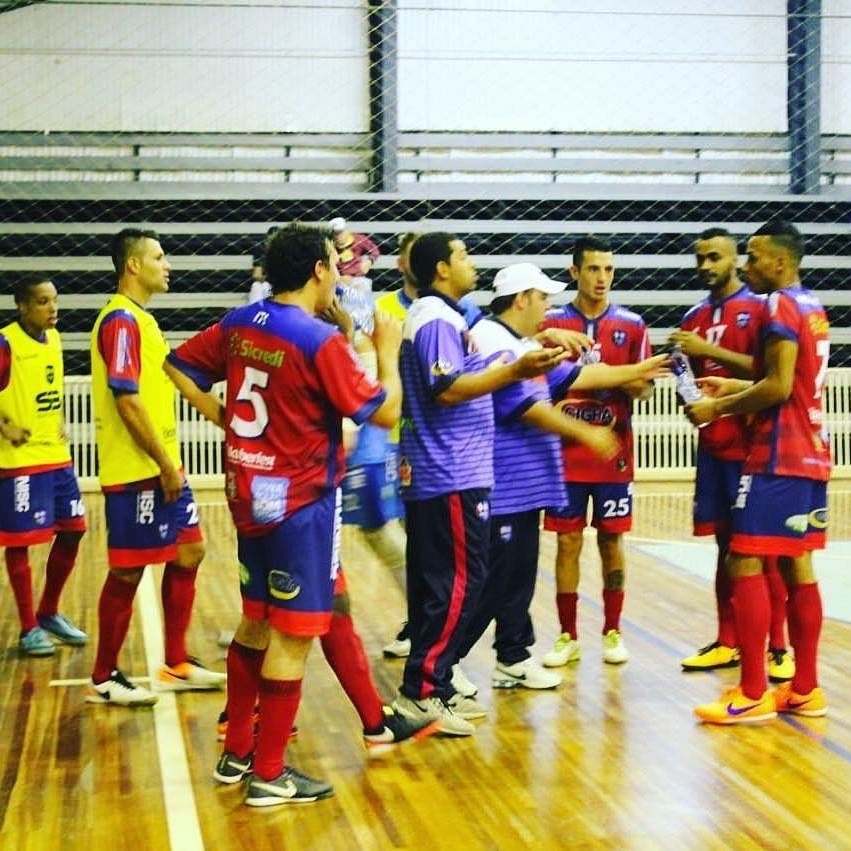 Grupo de jogadores se reapresenta no dia 6  de março