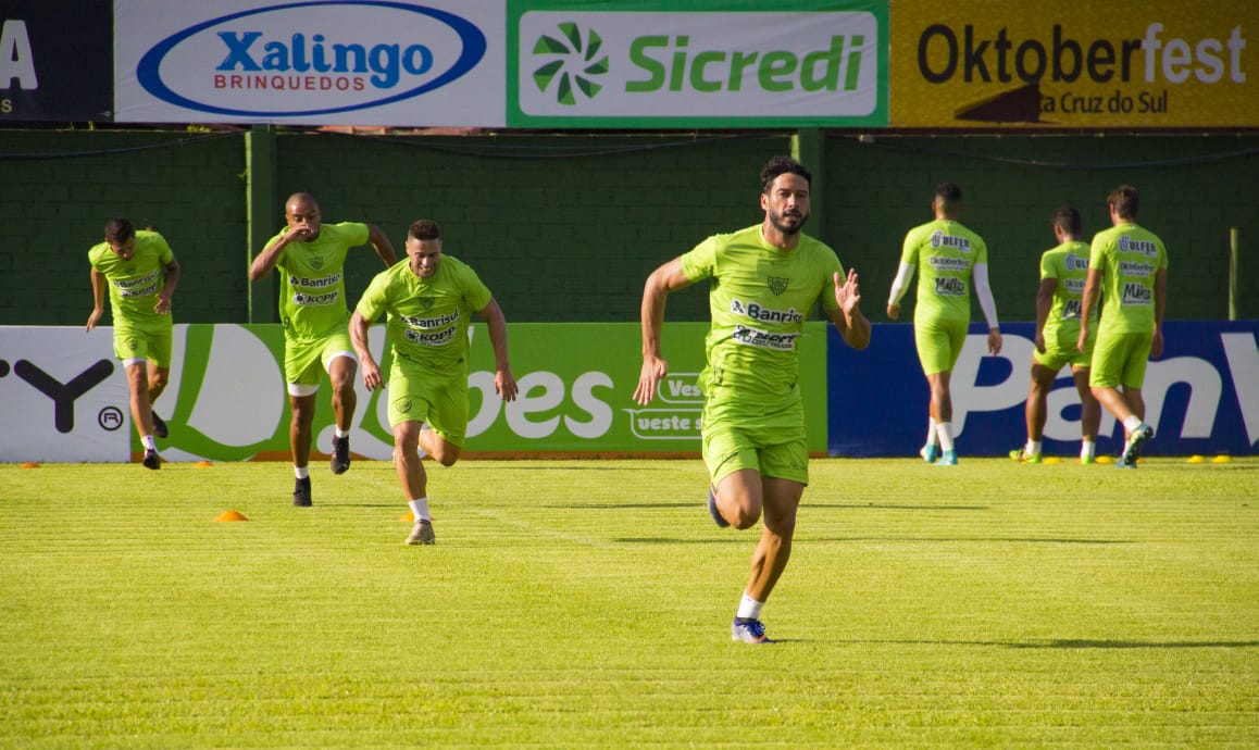 Avenida correrá atrás de vitórias nas últimas três partidas da primeira fase