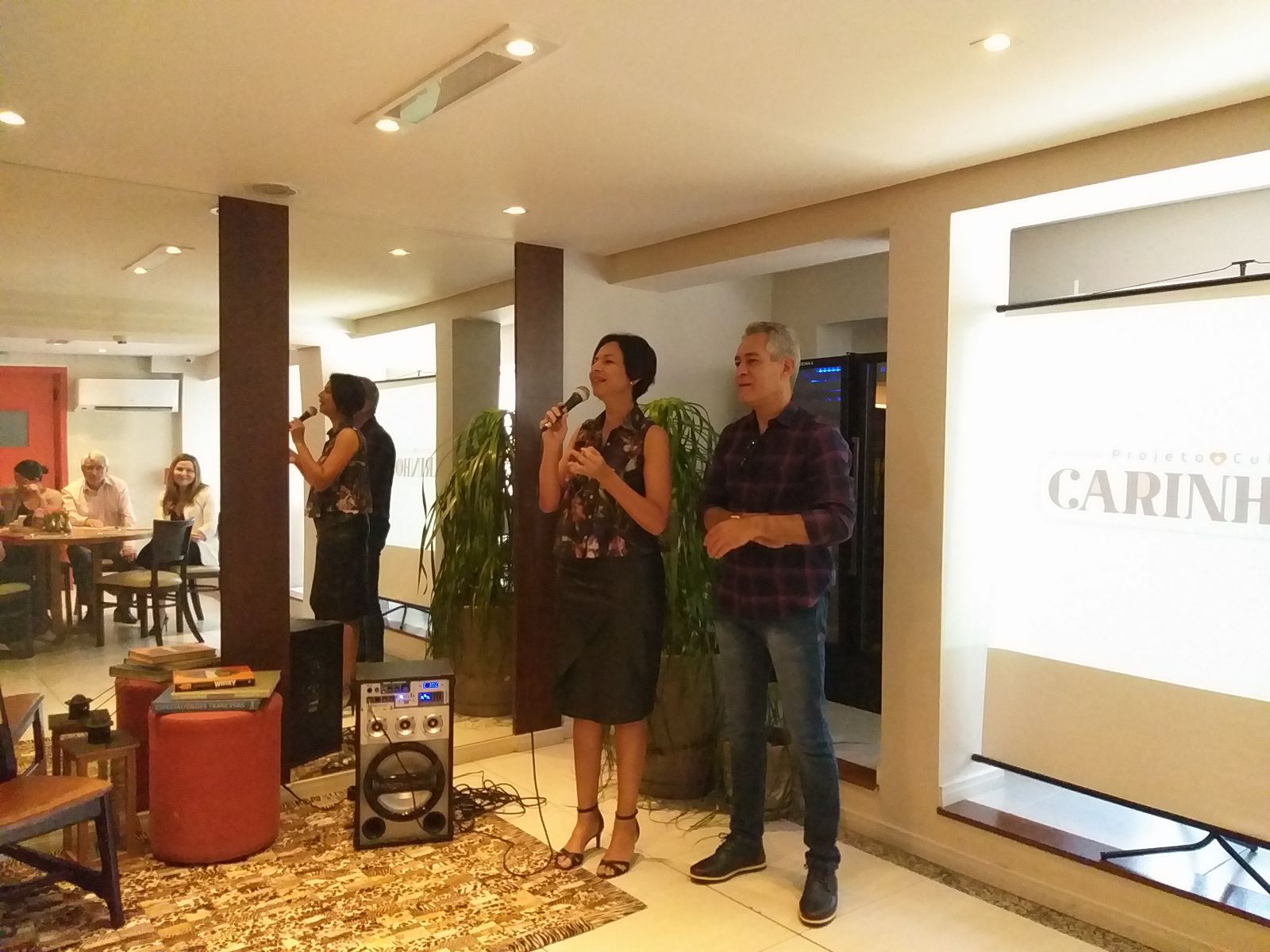 O anúncio foi feito pela gerente do Sesc, Roberta Pereira e pelo secretário de Cultura, Edemilson Severo 