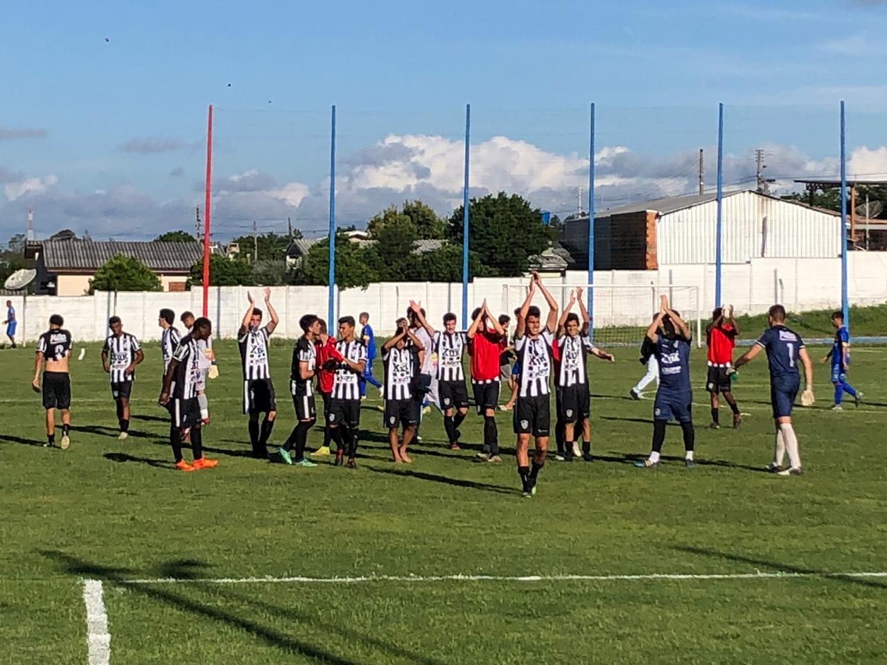 Garotada do Galo decide classificação em casa