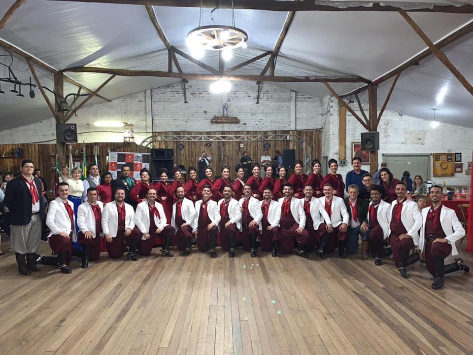 Grupo apresentou seus trajes em sua pré-estreia no início de novembro