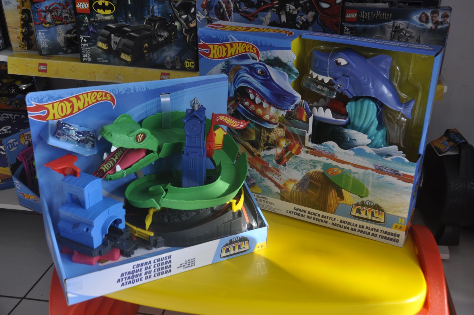 A garotada adora pistas de Carrinhos da Hot Wheels