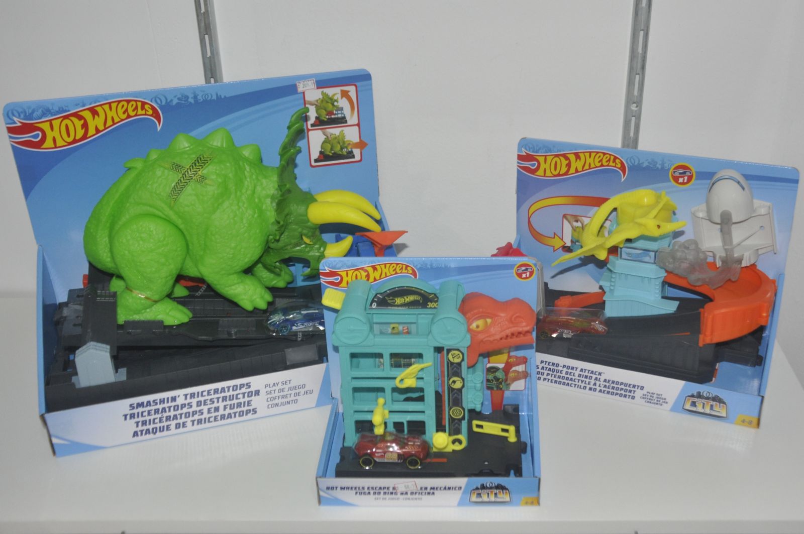 Pistas da Hot Wheels s‹o sucesso com os meninos