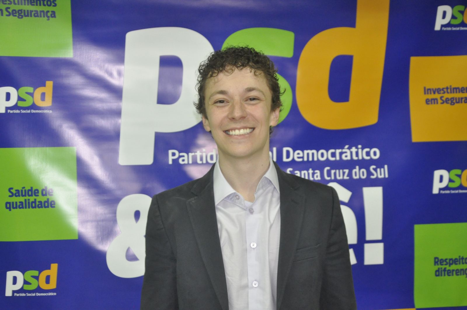 RŽgis de Oliveira Jœnior Ž o presidente do PSD em Santa Cruz