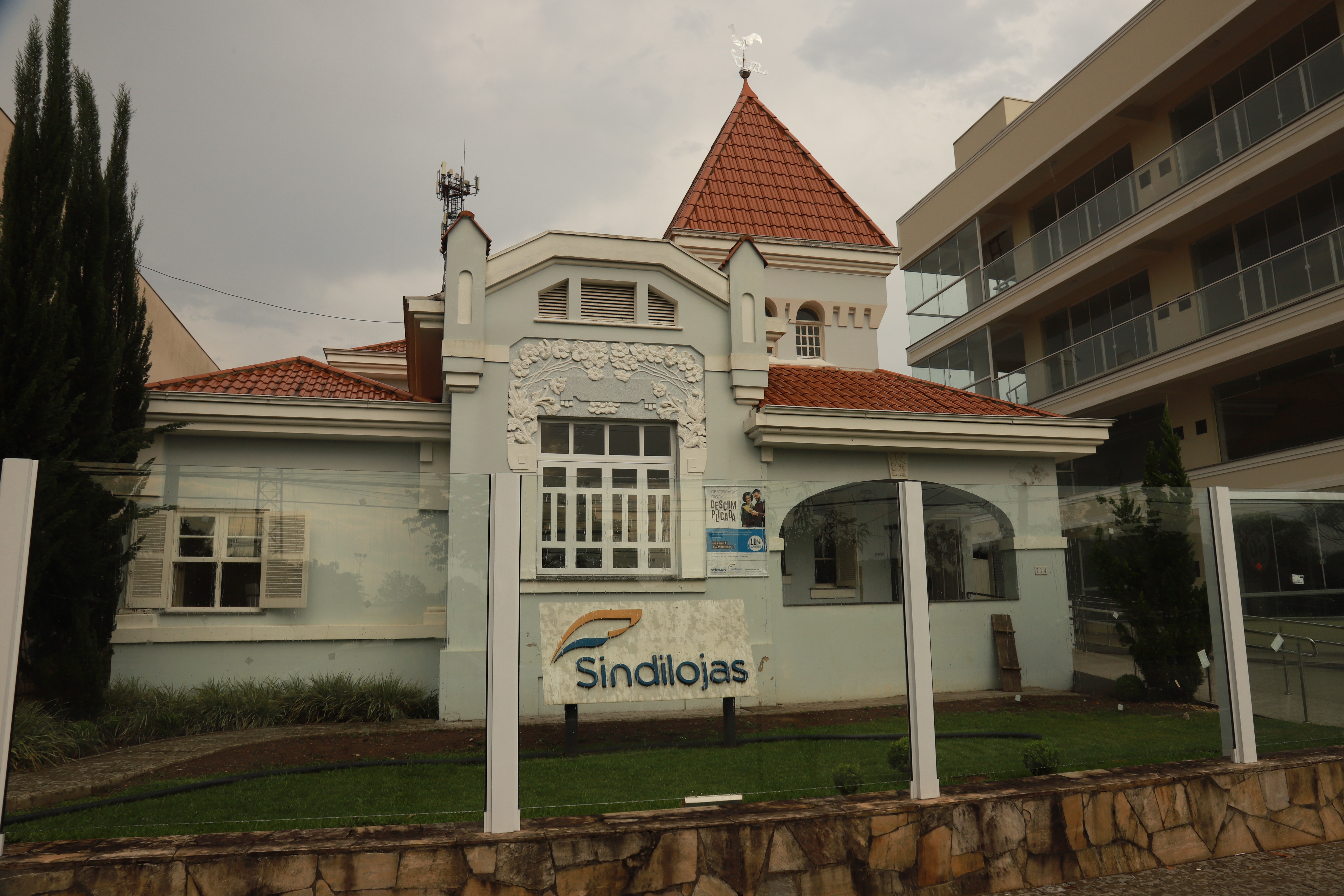 Voucher pode ser adquirido junto ao Sindilojas