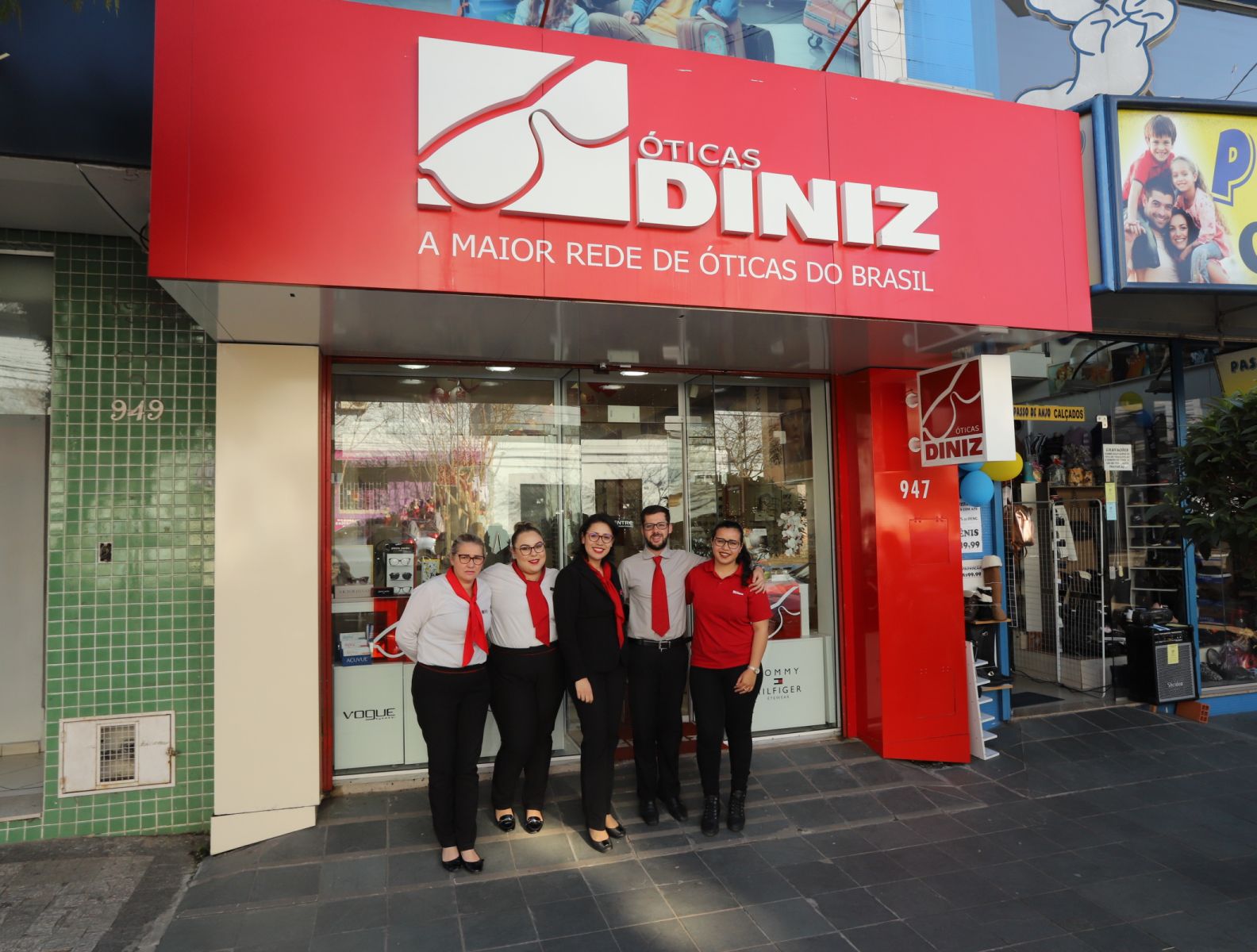 Neste domingo, 8, a Óticas Diniz comemora cinco anos em Santa Cruz do Sul
