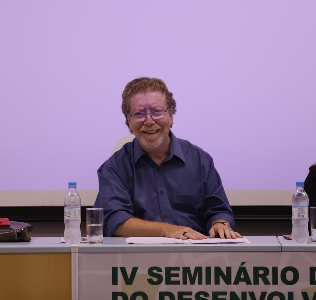 Professor Rogerio Silveira, coordenador do PPGDR da Unisc