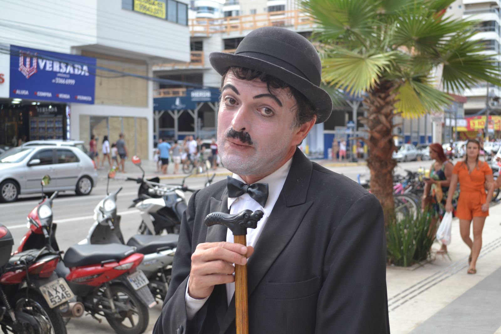 Praia de Itapema, em Santa Catarina, está recebendo as apresentações