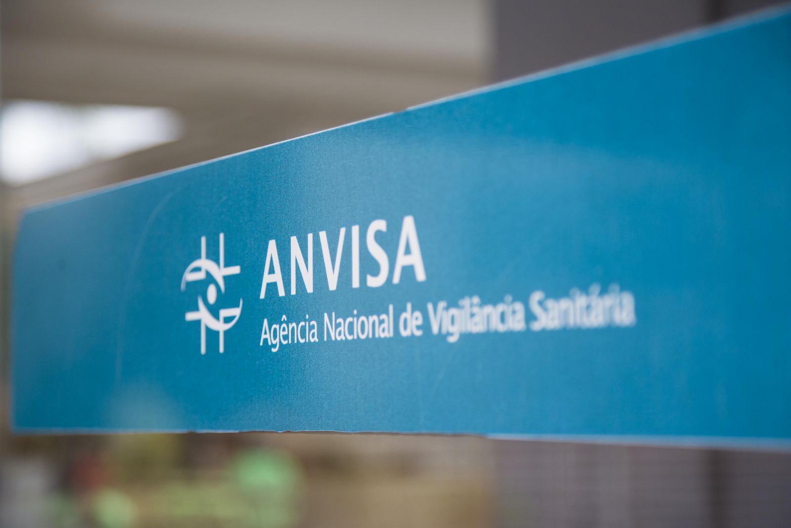 Anvisa alerta para a falta de estudos científicos que comprovem a eficácia e efeitos colaterais