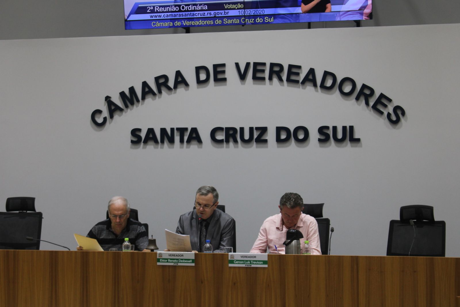 Sessão foi realizada na última segunda-feira, 10