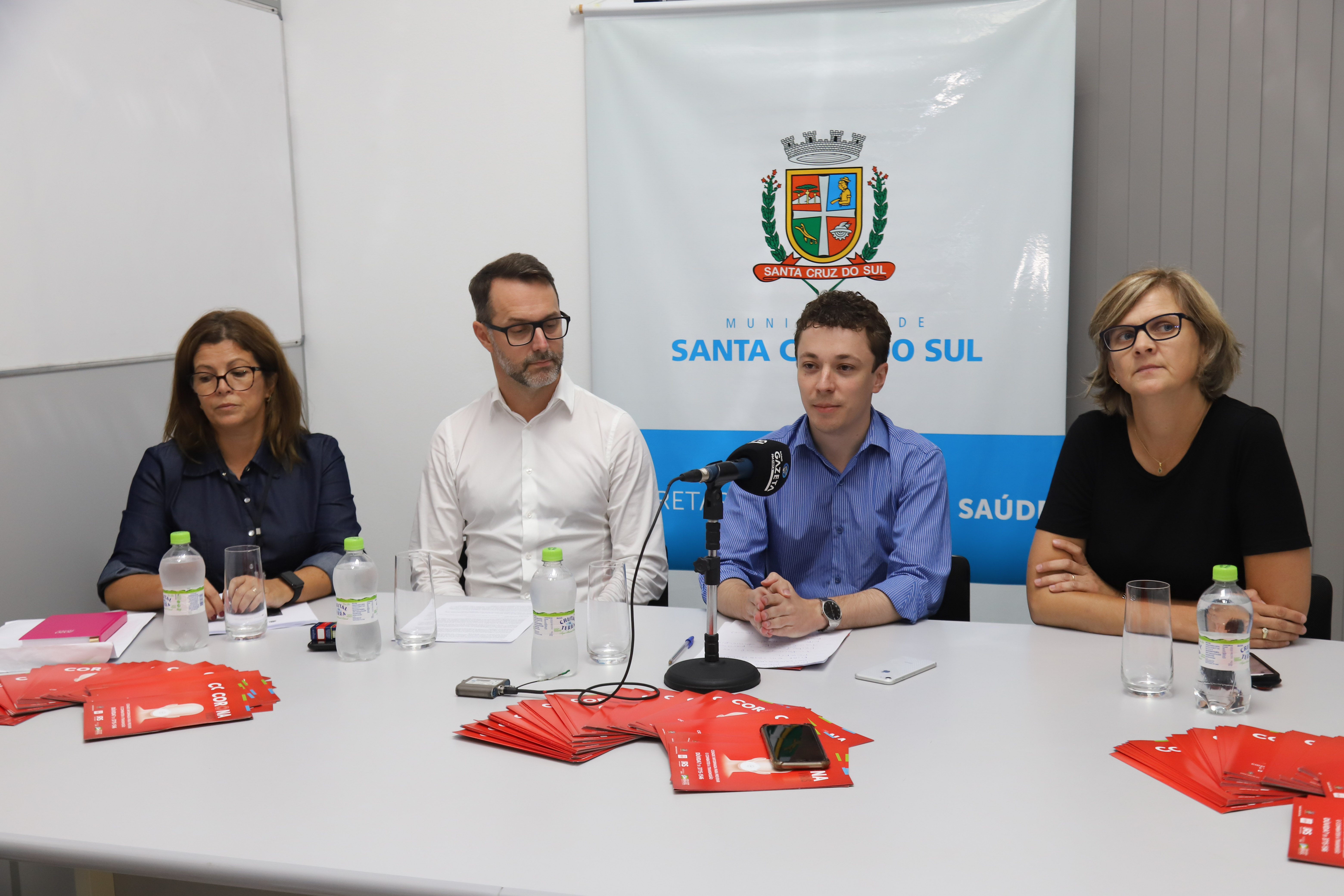 Coletiva de imprensa foi realizada quinta-feira, 27, na Secretária Municipal de Saúde