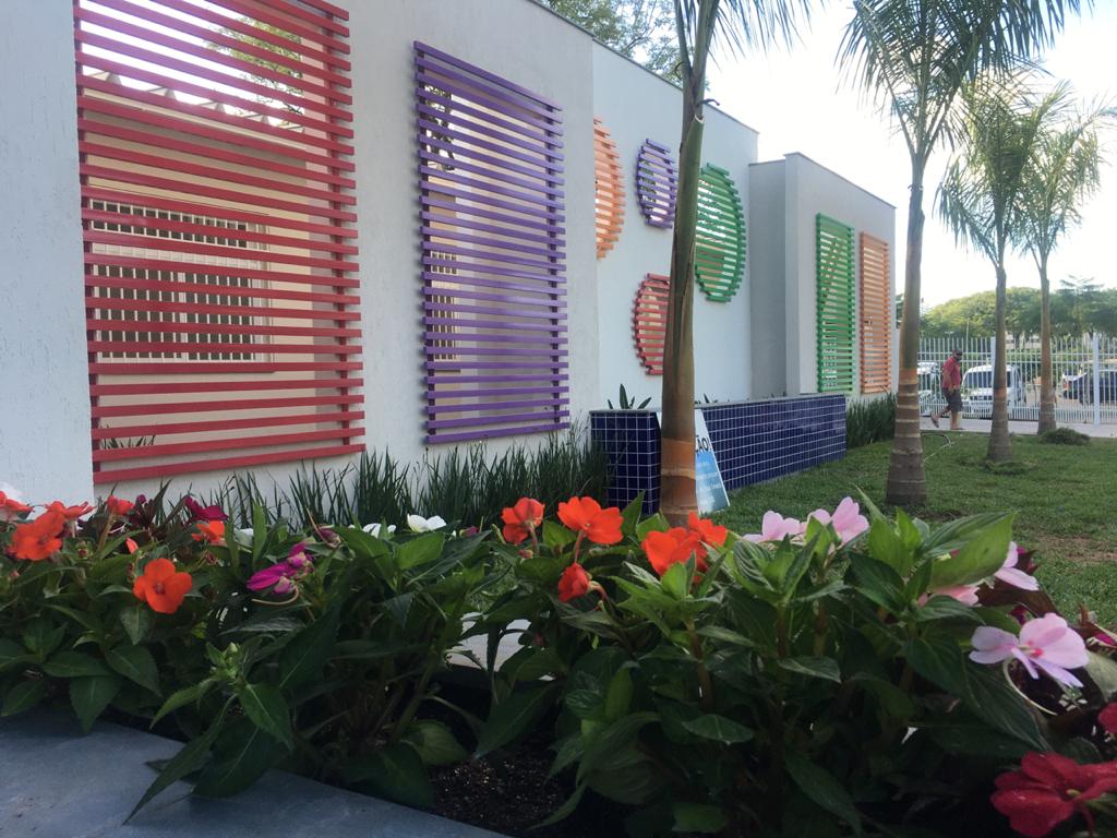 Os tapumes do novo prédio já foram removidos