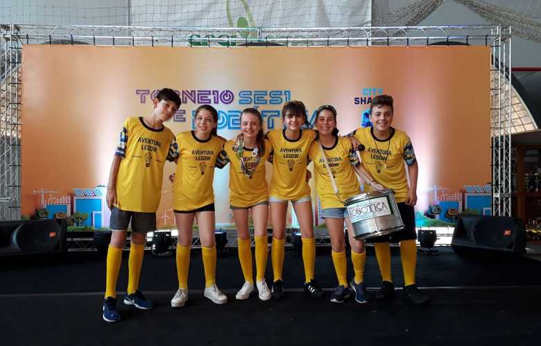 Alunos do Sesi desenvolvem aplicativo para ajudar população no descarte correto de lixo