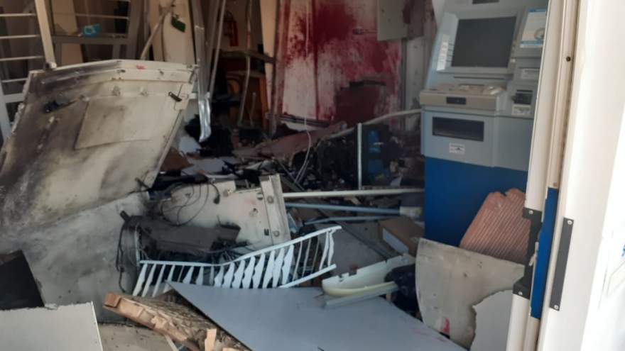 Criminosos explodiram agência do Banrisul em Segredo