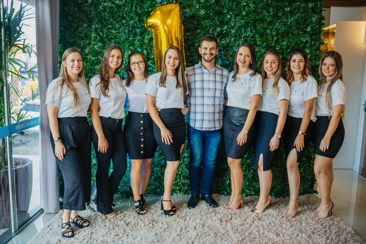Fabiana Weigel, Bruna Letícia da Silva, Ana Júlia Kegler, Liliane Francisquet, Paulo Silveira, Kimberlly Benetti Biacchi, Fabiane Rubin, Carolina Mota, Suélen Kelzenberg
