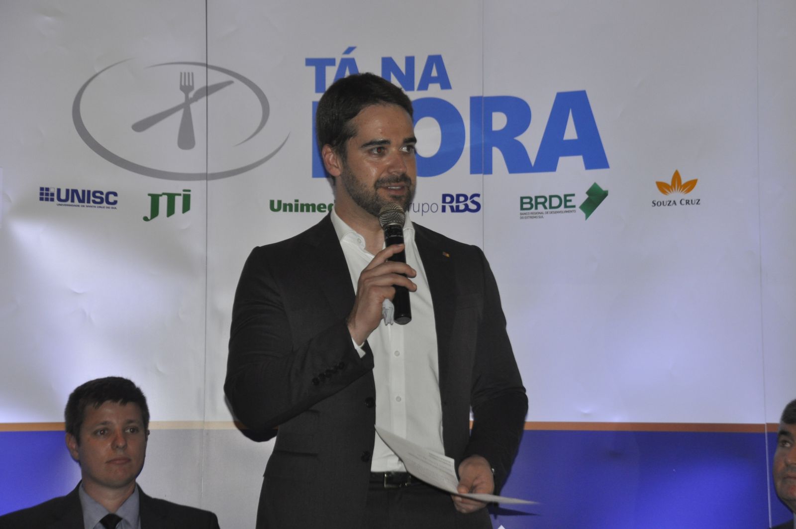 Leite falou sobre os desafios enfrentados pelo governo do Estado e as reformas que vêm sendo implementadas