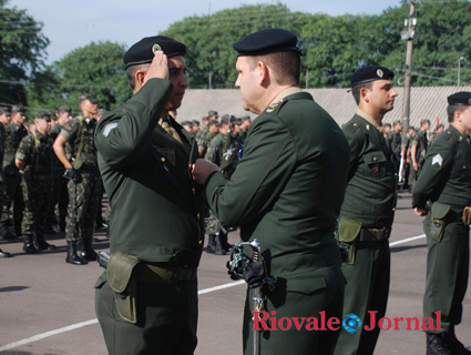 Cinco militares receberam medalhas de Corpo de Tropa por tempo de serviços prestados