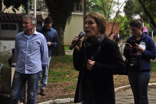 Mirian Neumann, representante do Comando Estadual de Greve